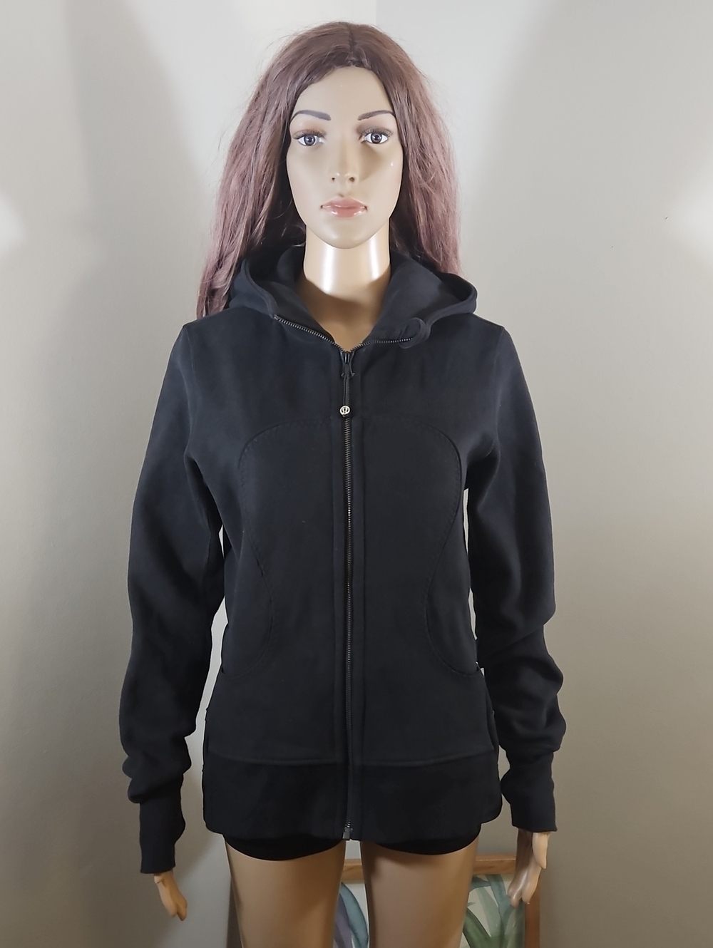 Rare lululemon athletica HIVER 2013 Black Zip Hoodie SWEATSHIRT PEPLUM